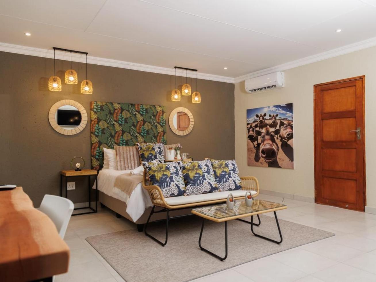 Lions View Accommodation Mbombela Exteriör bild