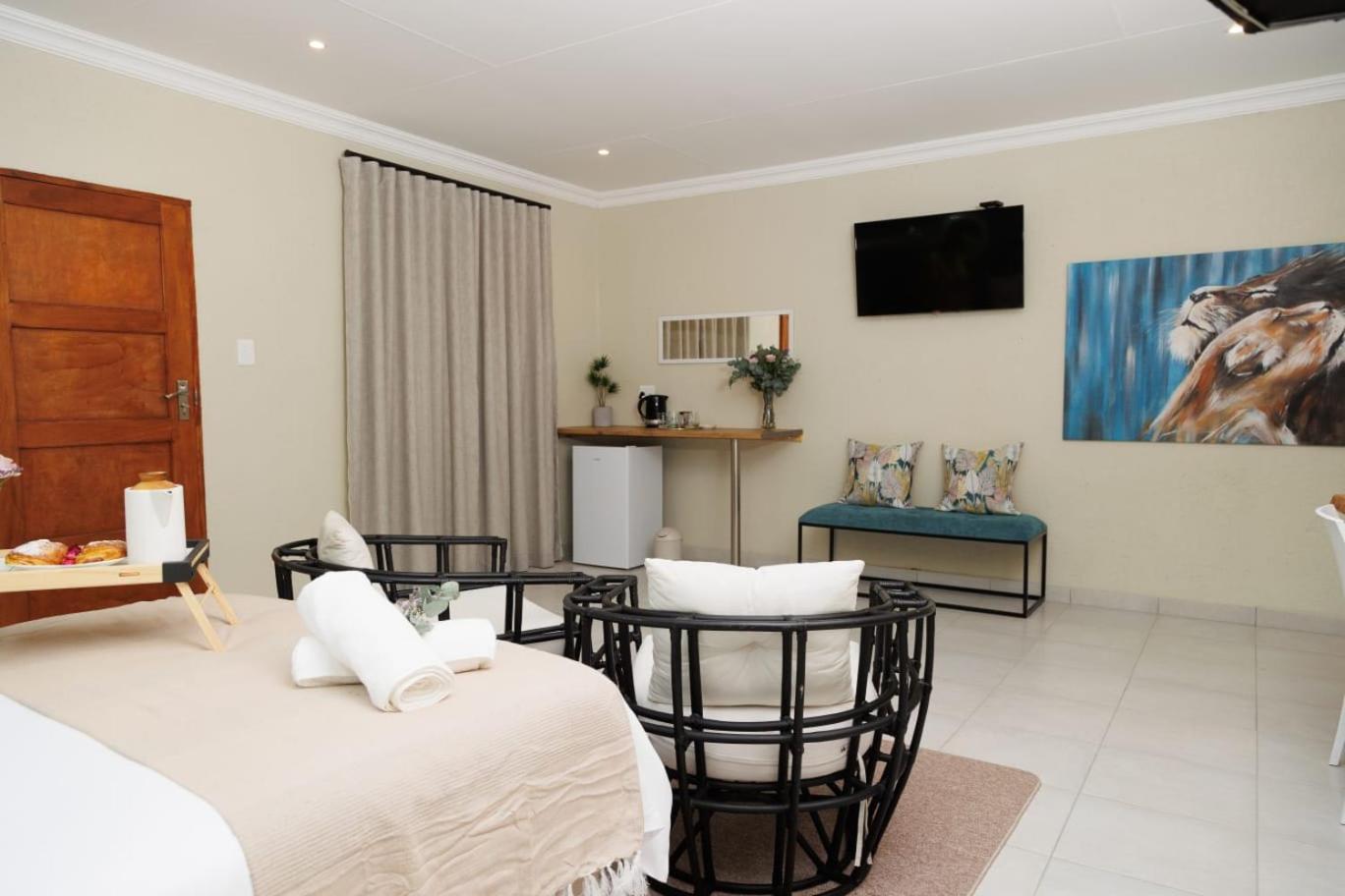 Lions View Accommodation Mbombela Exteriör bild