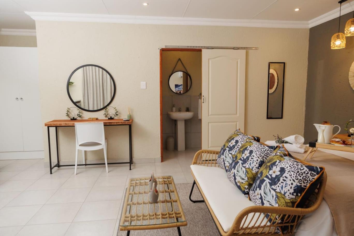 Lions View Accommodation Mbombela Exteriör bild